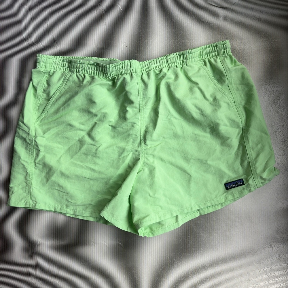 Patagonia Lime Green Baggies NWOT